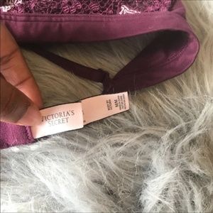 Victoria's Secret Intimates & Sleepwear - Victoria’s Secret Halter Bralette size Medium Victoria's Secret Intimates & Sleepwear - Victoria’s Secret Halter Bralette size Medium